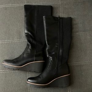 9.5 women’s Naturalizer boots